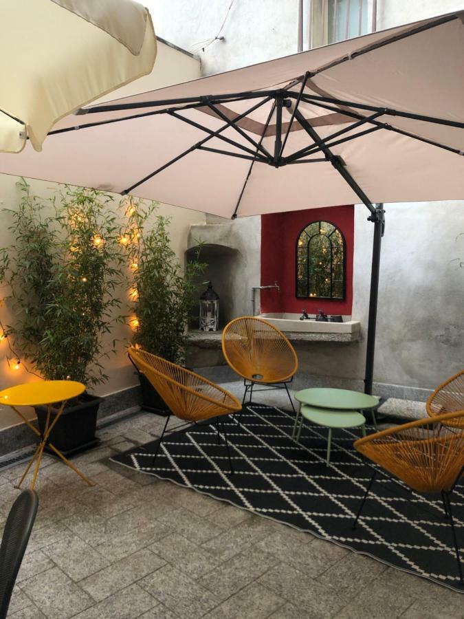 La Via Degli Artisti Apartamento Arona Exterior foto