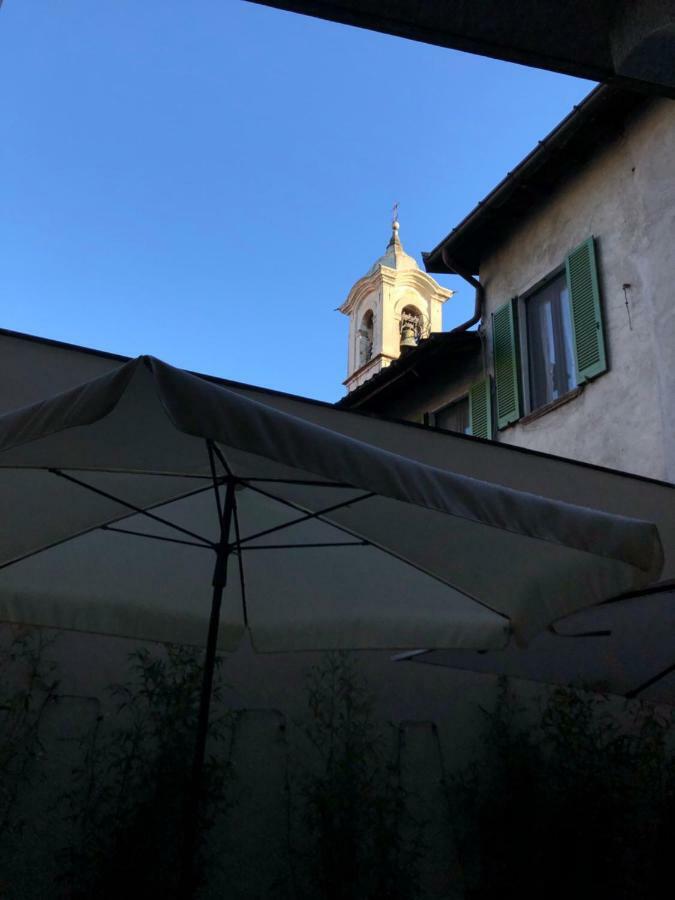 La Via Degli Artisti Apartamento Arona Exterior foto