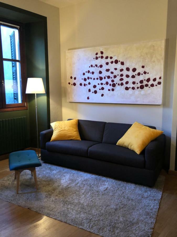La Via Degli Artisti Apartamento Arona Exterior foto