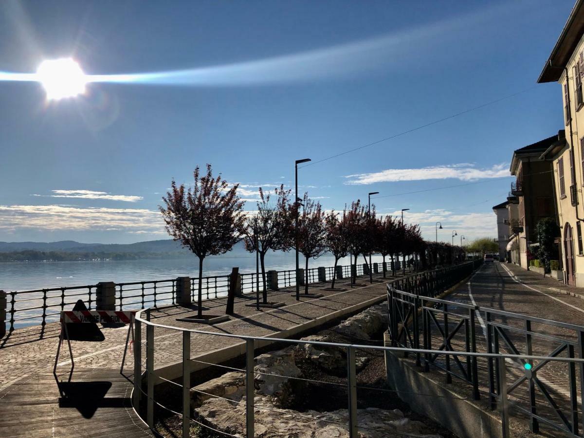 La Via Degli Artisti Apartamento Arona Exterior foto